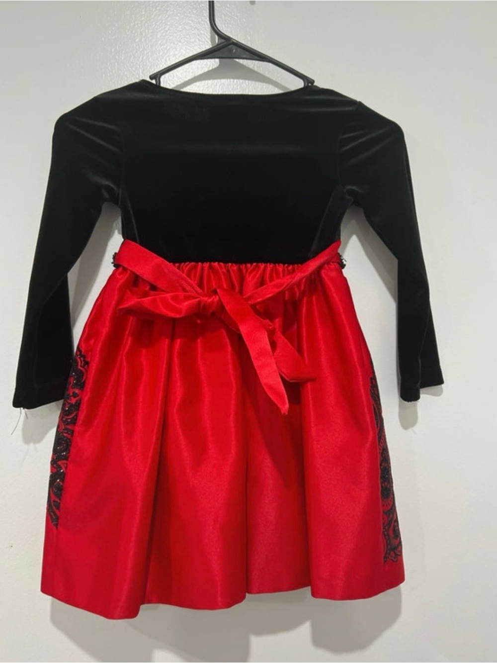 Girls Black Velvet Top Red Satin Skirt Holiday Costume Dress